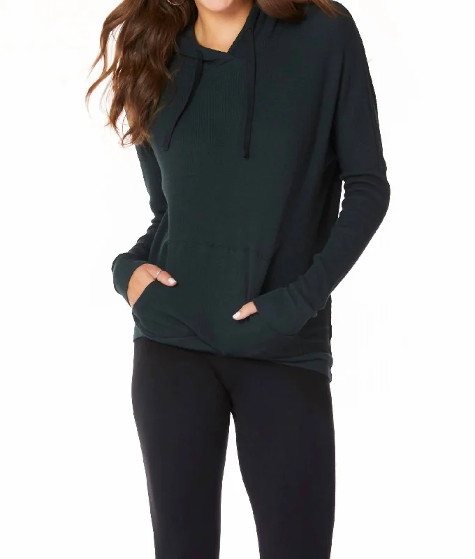 Long Sleeve Pocket Hoodie In Black