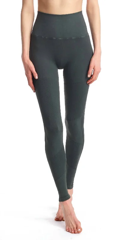 Super Seamless Moto Legging In Olive