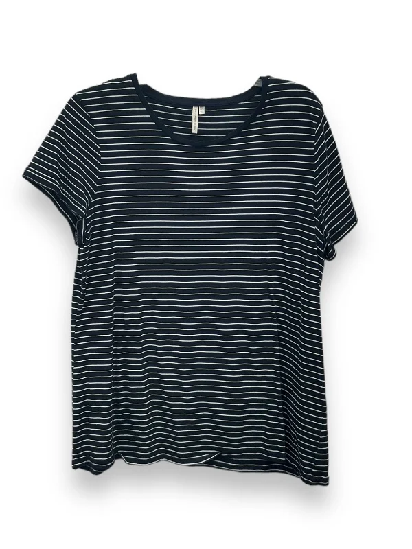 Top Short Sleeve Basic By Banana Republic In Striped Pattern, Size: Xl