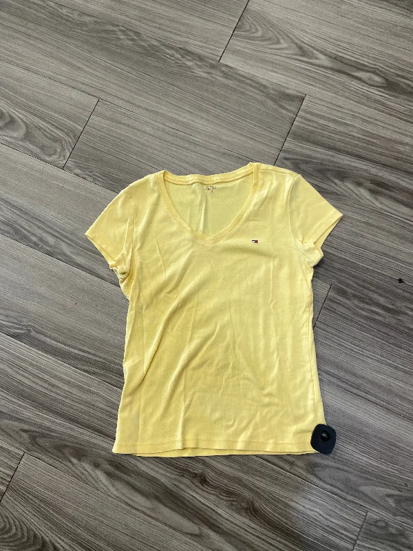 Top Short Sleeve By Tommy Hilfiger In Yellow, Size: M